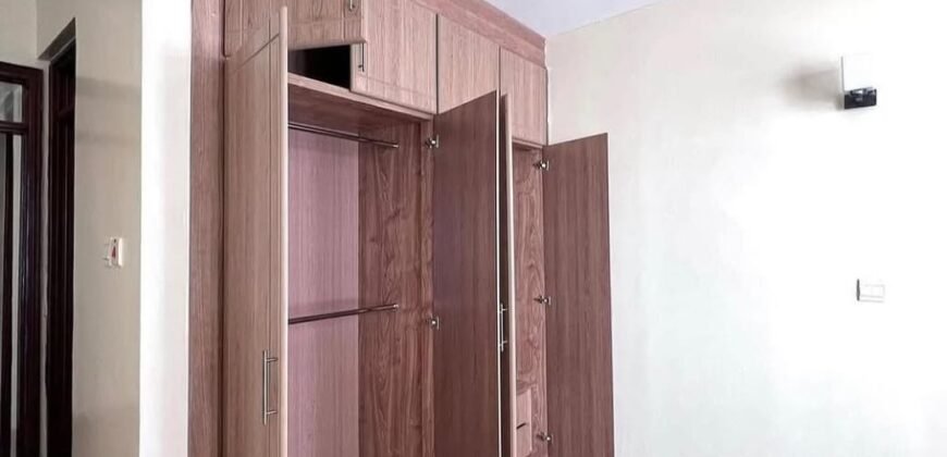 APARTMENT TO LET IN LAVINGTON