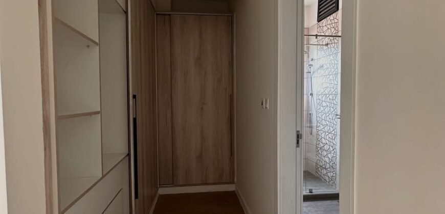 HOUSE TO LET IN LAVINGTON