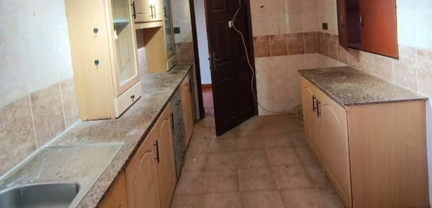 APARTMENT TO LET IN LAVINGTON