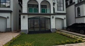 TOWNHOUSE TO LET IN LAVINGTON