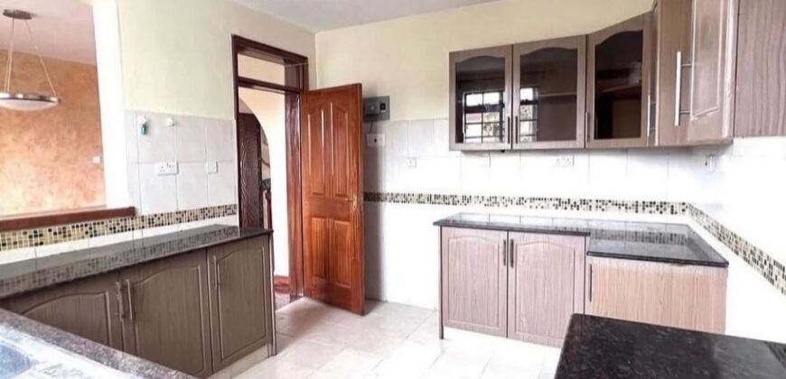 APARTMENT TO LET IN LAVINGTON