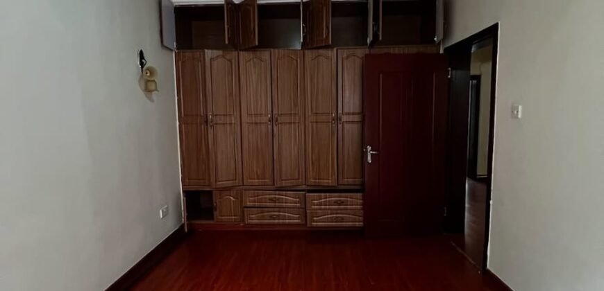 APARTMENT TO LET IN LAVINGTON