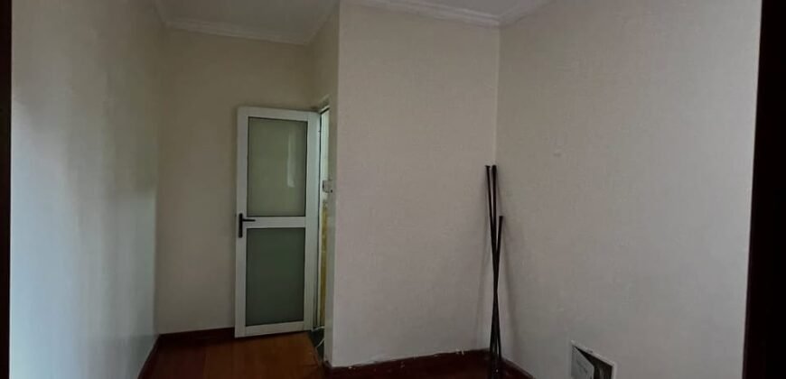 APARTMENT TO LET IN LAVINGTON