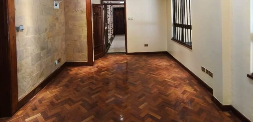 APARTMENT TO LET IN LAVINGTON