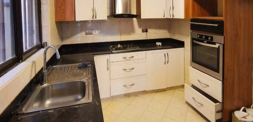 APARTMENT TO LET IN LAVINGTON