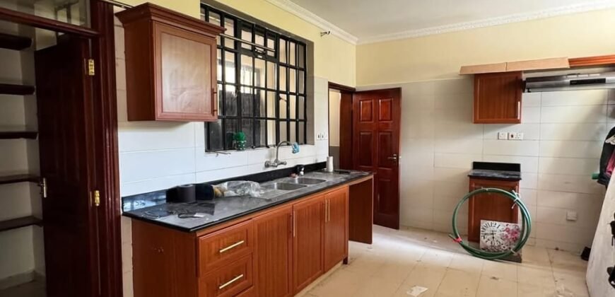 TOWNHOUSE TO LET IN LAVINGTON