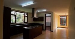 HOUSE TO LET IN RIVERSIDE