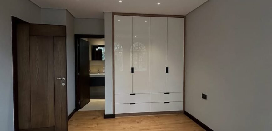 HOUSE TO LET IN RUNDA