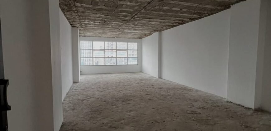 COMMERCIAL BUILDING FOR SALE