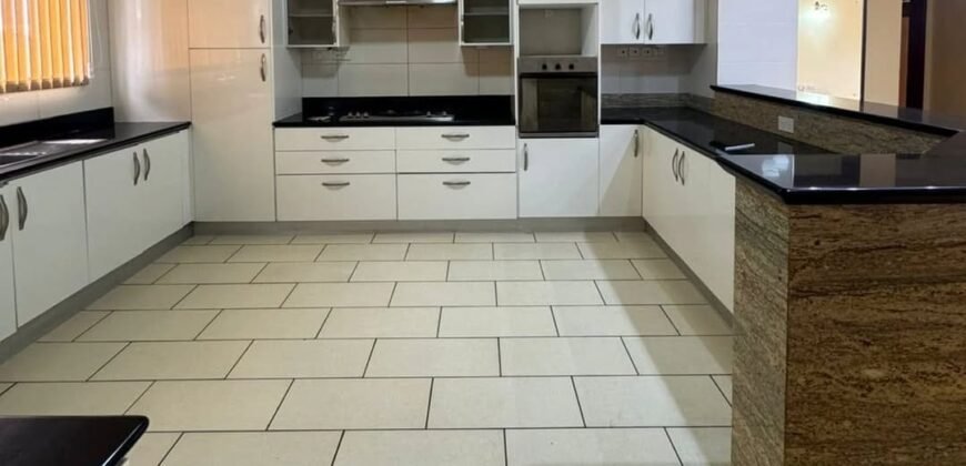 APARTMENT TO LET IN PARKLANDS