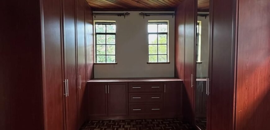 HOME TO LET IN KAREN