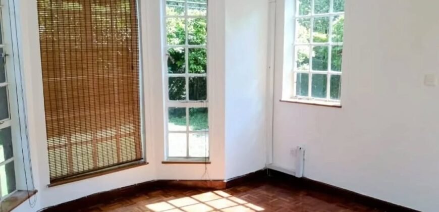 HOME TO LET IN ROSSLYN LONETREE