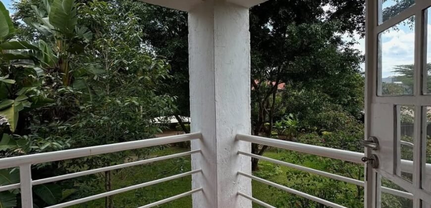 HOUSE TO LET IN RUNDA
