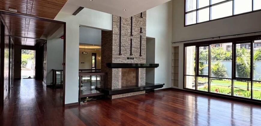 HOME FOR SALE IN RUNDA
