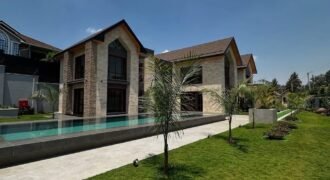 HOME FOR SALE IN RUNDA