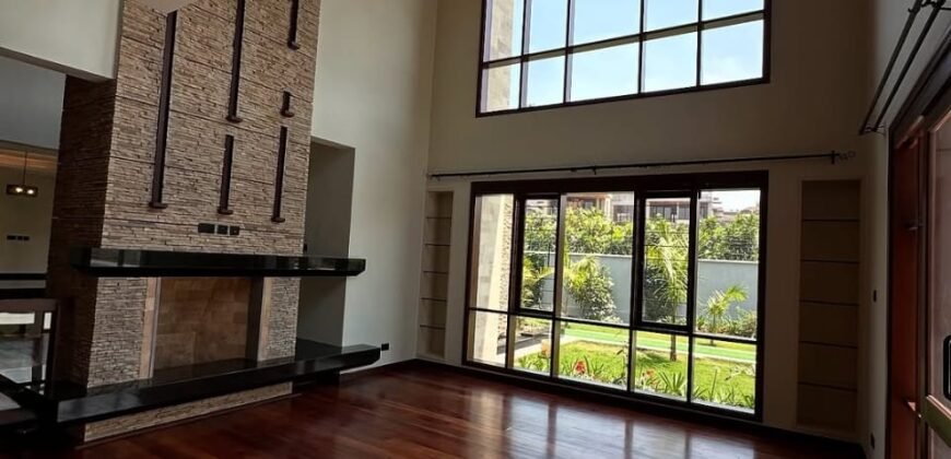 HOME FOR SALE IN RUNDA