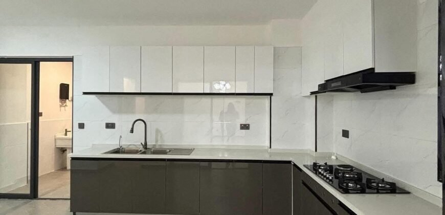 APARTMENT TO LET IN LAVINGTON