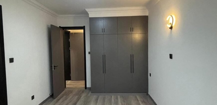APARTMENT TO LET IN LAVINGTON