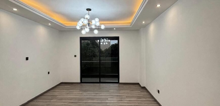 APARTMENT TO LET IN LAVINGTON