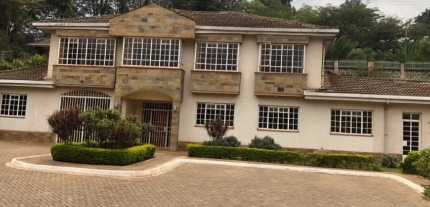 TOWNHOUSE TO LET IN LAVINGTON