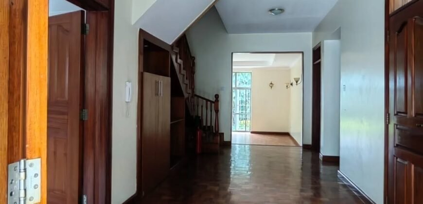 TOWNHOUSE TO LET IN LAVINGTON
