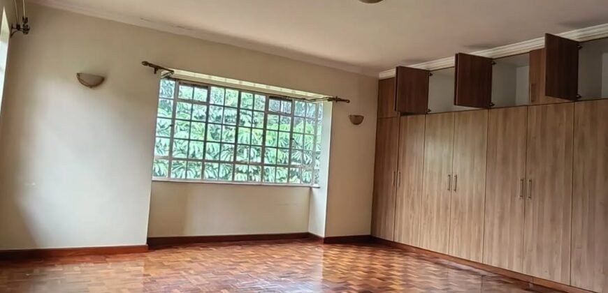 TOWNHOUSE TO LET IN LAVINGTON