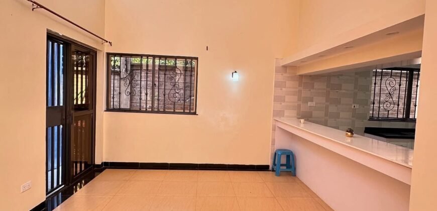 TOWNHOUSE TO LET IN LAVINGTON