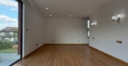 VILLA FOR SALE IN LAVINGTON