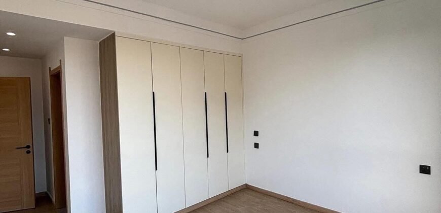 APARTMENT FOR SALE IN LAVINGTON