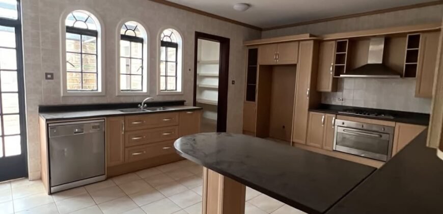 TOWNHOUSE TO LET IN WESTLANDS