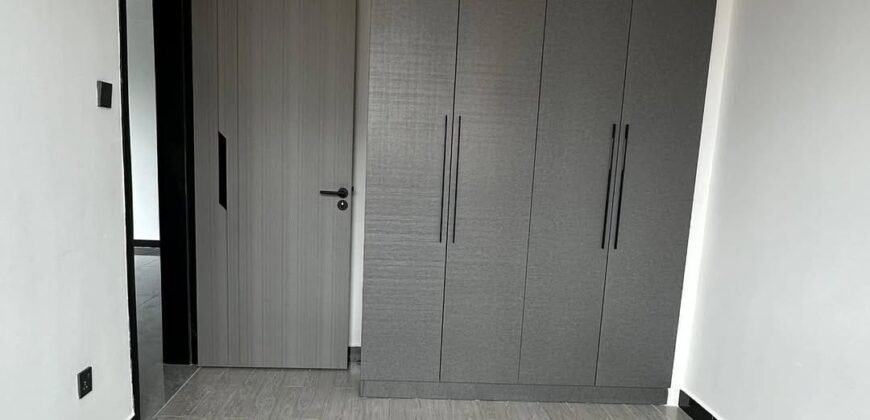 APARTMENT TO LET IN LAVINGTON
