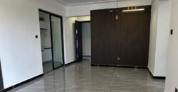 APARTMENT TO LET IN LAVINGTON