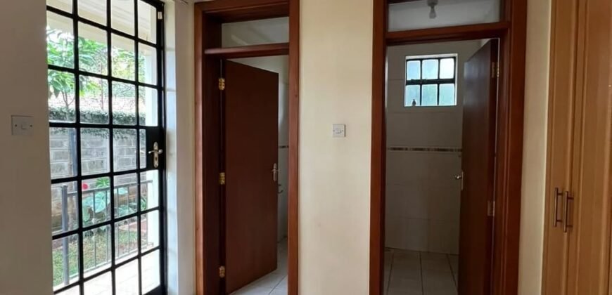 TOWNHOUSE TO LET IN LAVINGTON