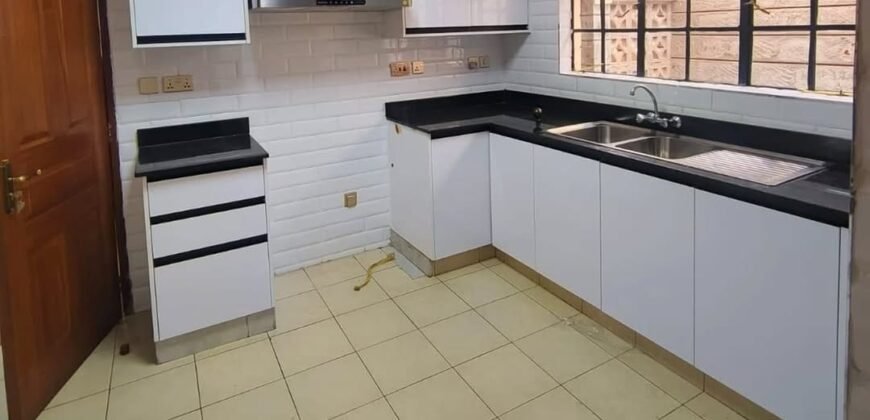 TOWNHOUSE TO LET IN LAVINGTON