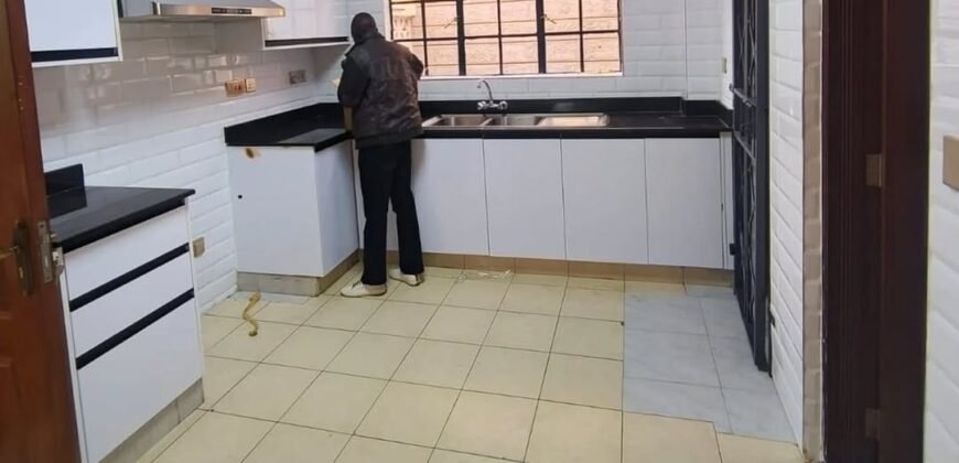 TOWNHOUSE TO LET IN LAVINGTON