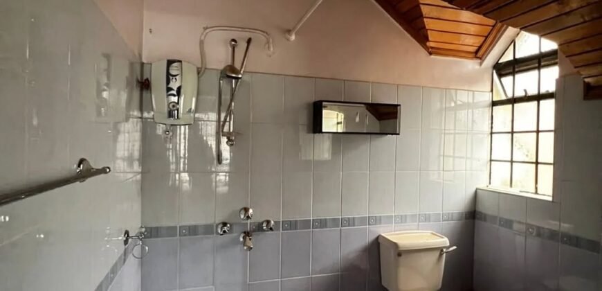 TOWNHOUSE TO LET IN LAVINGTON