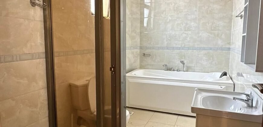 APARTMENT TO LET IN LAVINGTON