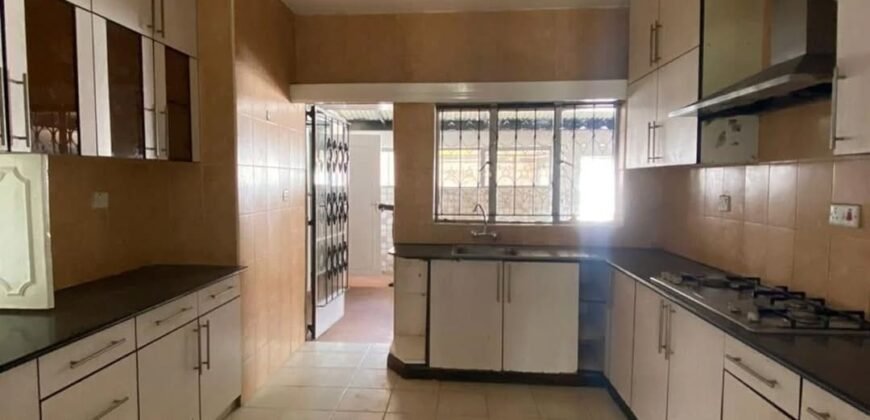 HOUSE TO LET IN PARKLANDS