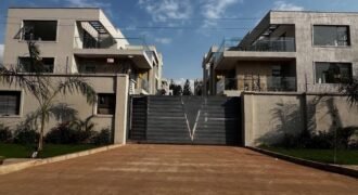 TOWNHOUSE FOR SALE IN LAVINGTON