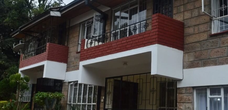 TOWNHOUSE TO LET IN LAVINGTON