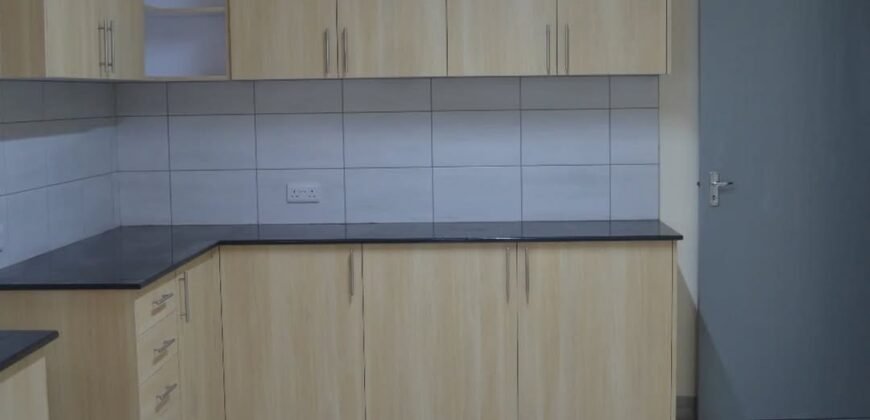 TOWNHOUSE TO LET IN LAVINGTON