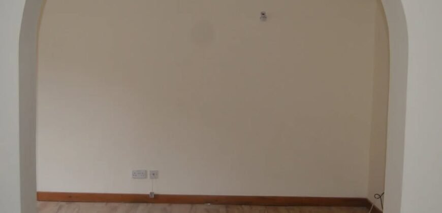 TOWNHOUSE TO LET IN LAVINGTON