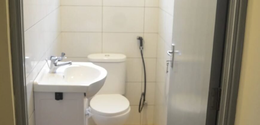 TOWNHOUSE TO LET IN LAVINGTON