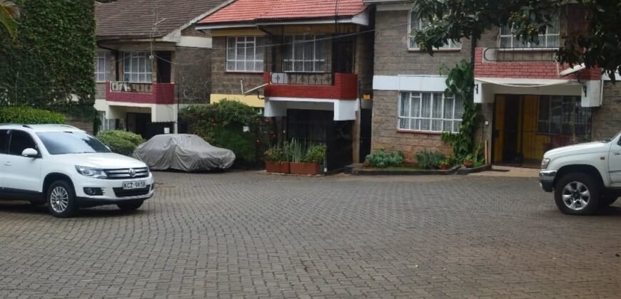 TOWNHOUSE TO LET IN LAVINGTON