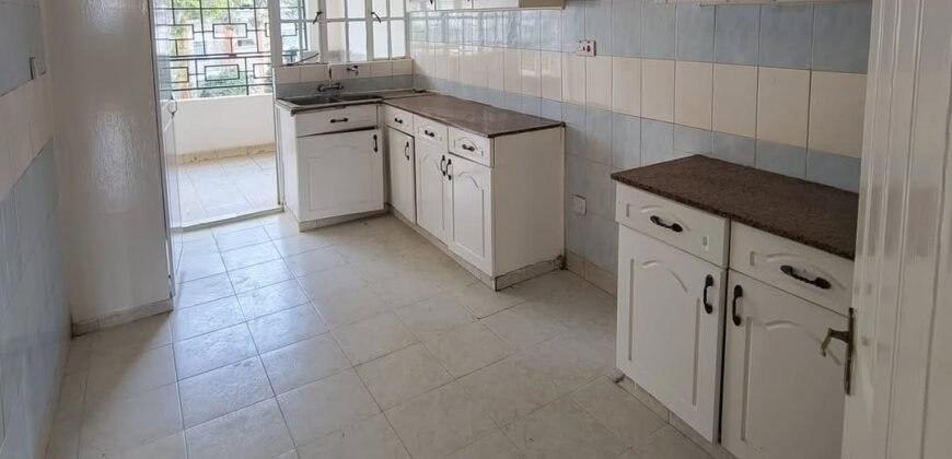APARTMENT FOR SALE IN LAVINGTON