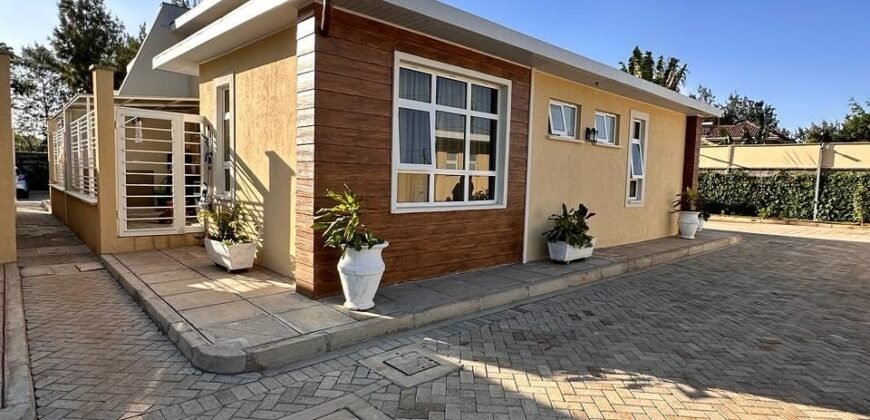 HOUSE TO LET IN KAREN