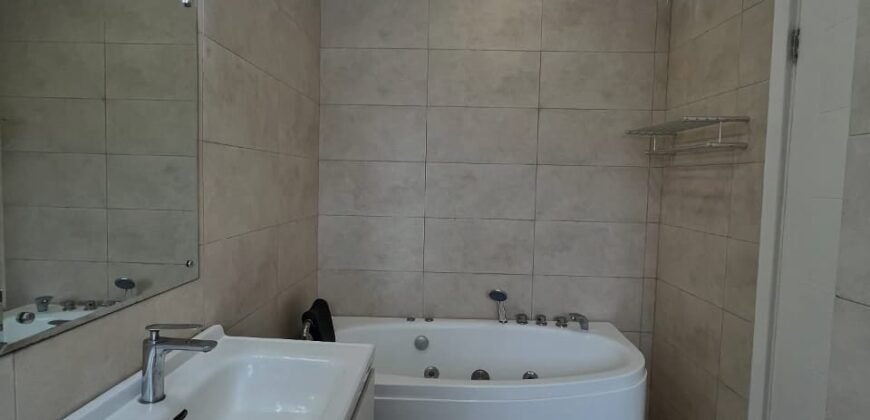 APARTMENT FOR SALE IN LAVINGTON