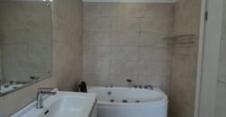 APARTMENT TO LET IN LAVINGTON