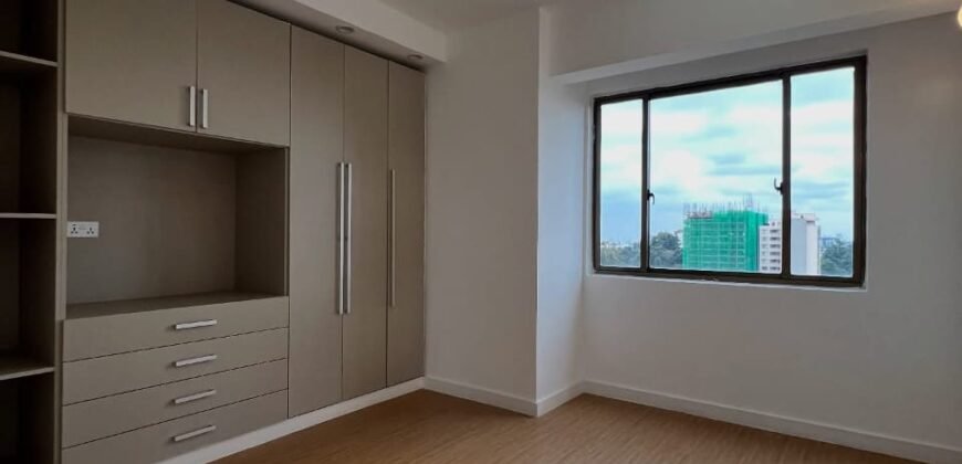 APARTMENT FOR SALE IN LAVINGTON