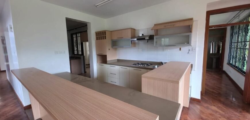 VILLA TO LET IN RIDGEWAYS